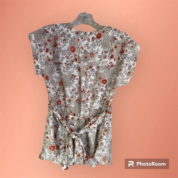 Monteau Los Angeles floral blouse size medium - Picture 2 of 7